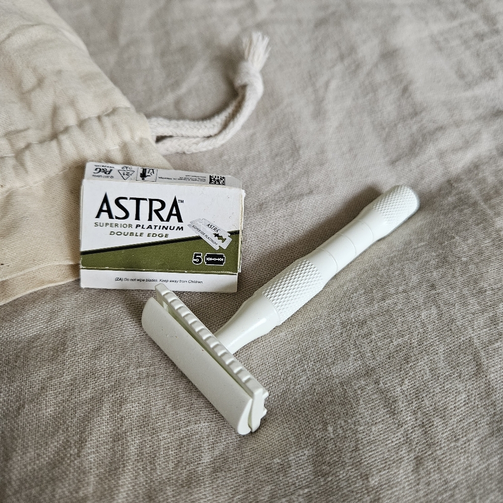 Well Kept safety razor